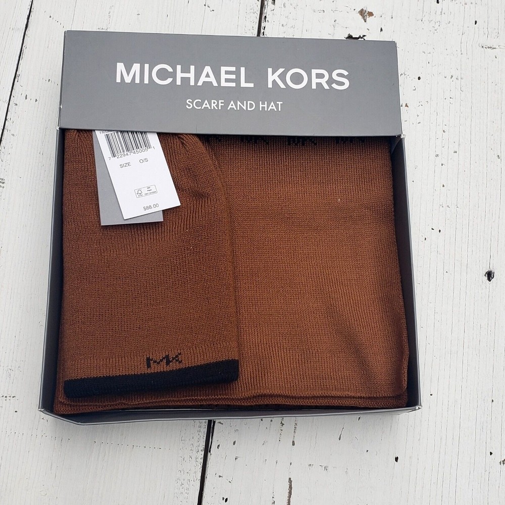 MICHAEL KORS Women's Brown Beanie Hat W Scarf Set Both Reversible NEW